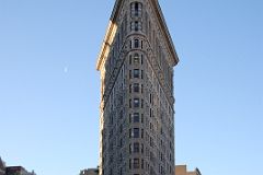 02-04 Flatiron Building Street View New York Madison Square Park